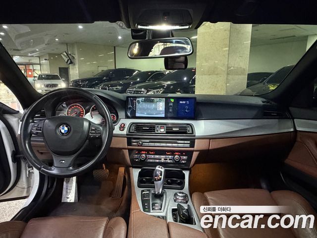 BMW 5 Series (F10) 525d xDrive M Sport Touring 2012 — фото 9