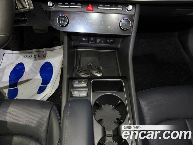Hyundai Sonata The Edge (DN8) 1.6 Turbo Exclusive 2024 — фото 17