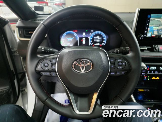 Toyota RAV4 (V) 2.5 4WD PHEV XSE 2025 — фото 15