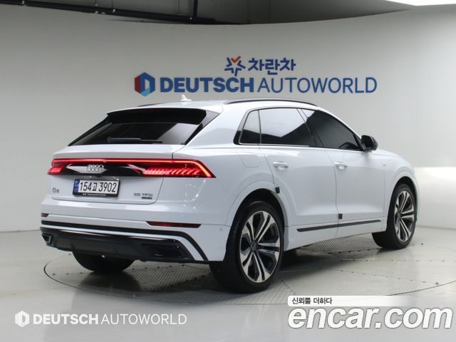 Audi Q8 (4M) 55 TFSI Quattro Premium 2023 — фото 2