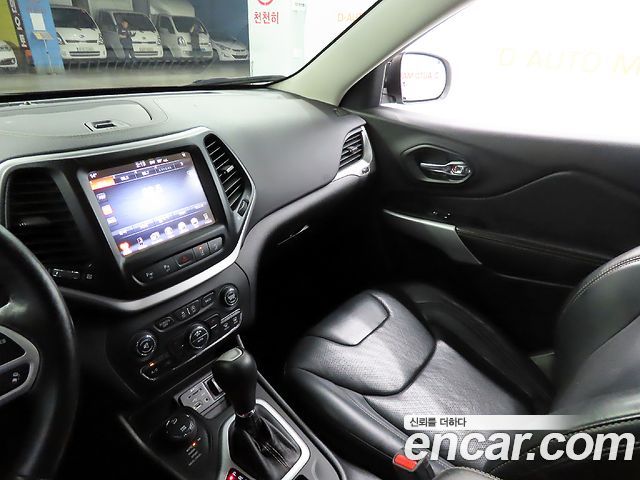 Jeep Cherokee (KL) 2.2 Diesel Limited 4WD 2017 — фото 15