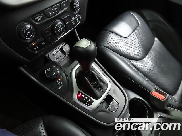 Jeep Cherokee (KL) 2.2 Diesel Limited 4WD 2017 — фото 17