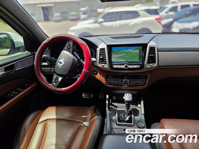 KG Mobility (SsangYong) Rexton Sports Khan Diesel 2.2 4WD Professional S (5-Link) 2019 — фото 7