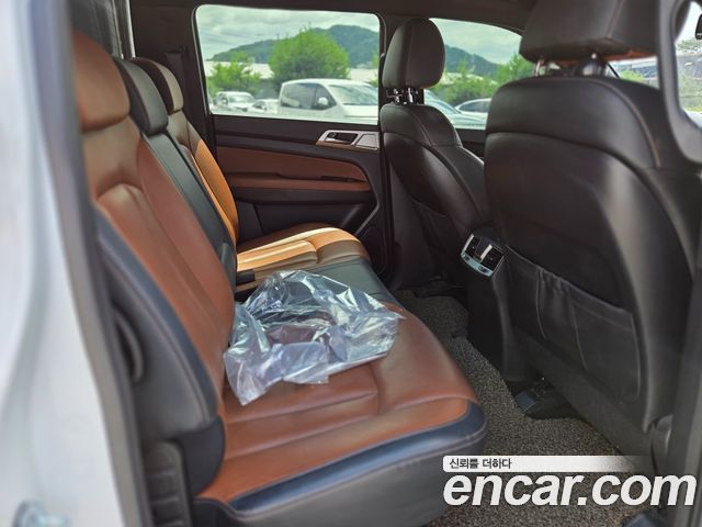 KG Mobility (SsangYong) Rexton Sports Khan Diesel 2.2 4WD Professional S (5-Link) 2019 — фото 23
