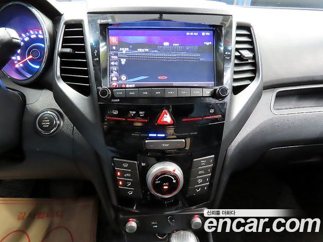 KG Mobility (SsangYong) Tivoli Diesel LX 2WD 2017 — фото 16