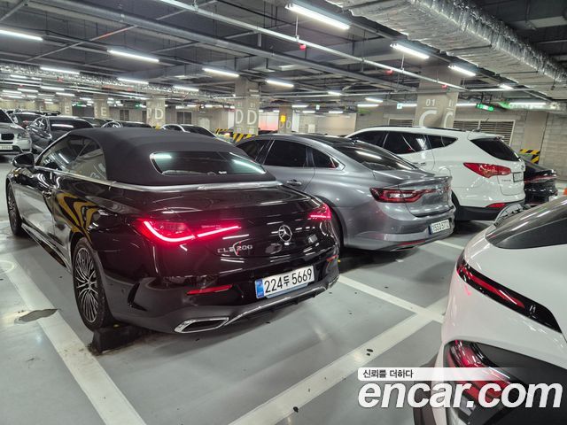 Mercedes-Benz CLE-Class (C236) CLE200 Cabriolet 2025 — фото 17
