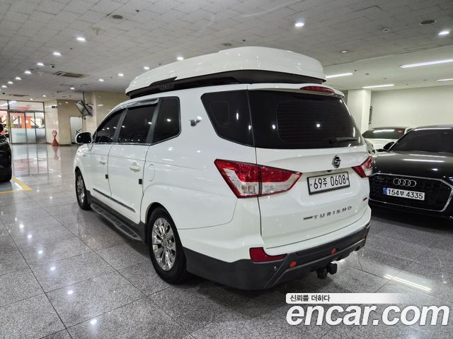 KG Mobility (SsangYong) Korando Turismo 4WD Outdoor Edition 9-seater 2016 — фото 3