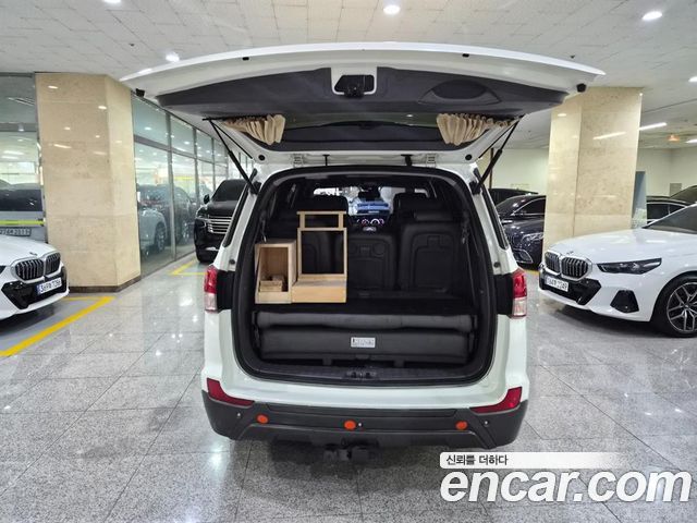 KG Mobility (SsangYong) Korando Turismo 4WD Outdoor Edition 9-seater 2016 — фото 5