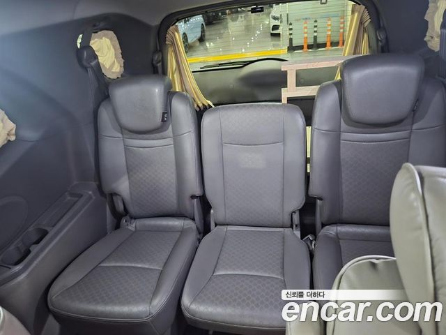 KG Mobility (SsangYong) Korando Turismo 4WD Outdoor Edition 9-seater 2016 — фото 18