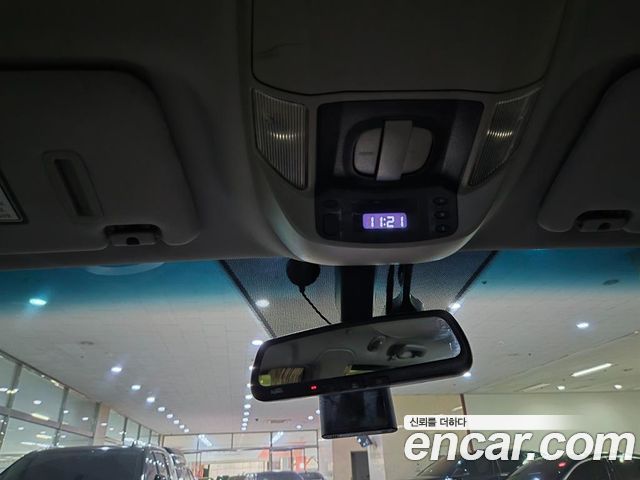KG Mobility (SsangYong) Korando Turismo 4WD Outdoor Edition 9-seater 2016 — фото 22