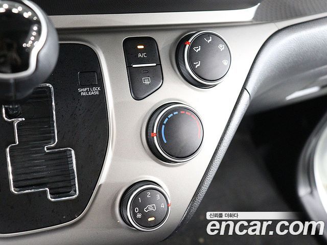 Kia Ray Prestige 2022 — фото 16