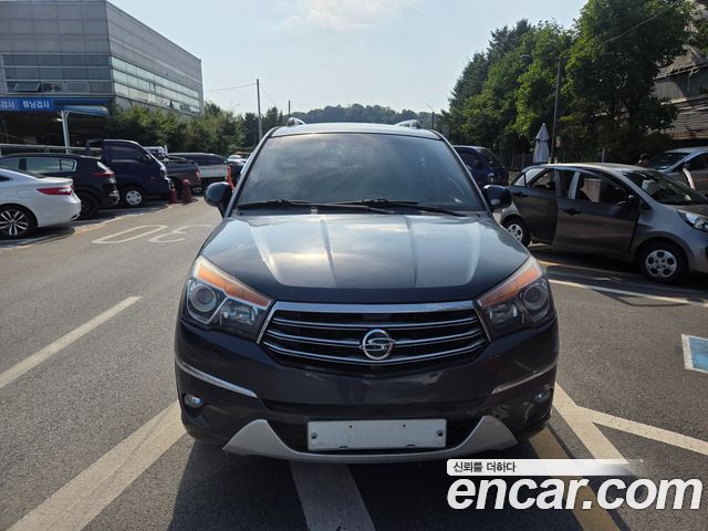 KG Mobility (SsangYong) Korando Turismo 4WD GT 11-seater 2014 — фото 2