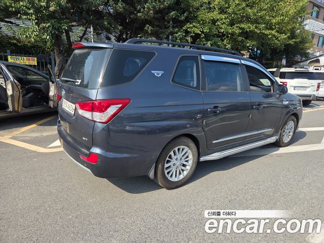 KG Mobility (SsangYong) Korando Turismo 4WD GT 11-seater 2014 — фото 4