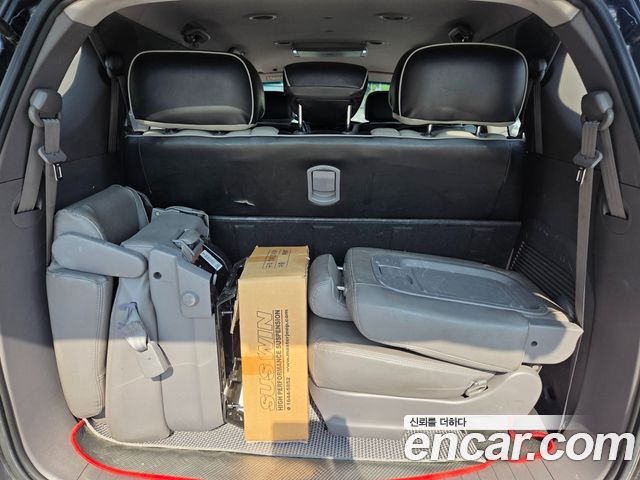 KG Mobility (SsangYong) Korando Turismo 4WD GT 11-seater 2014 — фото 22