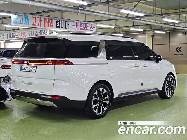 Kia Carnival (IV) Gasoline 7-Seater Signature 2023 — фото 2