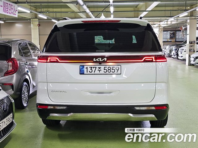Kia Carnival (IV) Gasoline 7-Seater Signature 2023 — фото 4