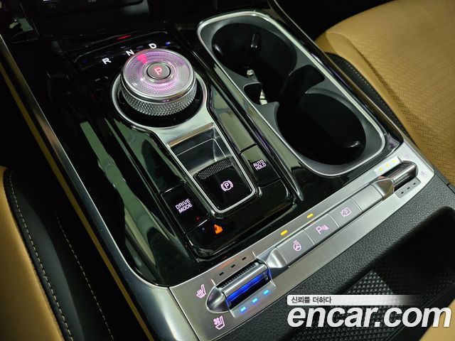 Kia Carnival (IV) Gasoline 7-Seater Signature 2023 — фото 9