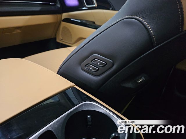 Kia Carnival (IV) Gasoline 7-Seater Signature 2023 — фото 17