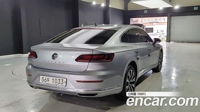 Volkswagen Arteon 2.0 TDI Premium 2019 — фото 2
