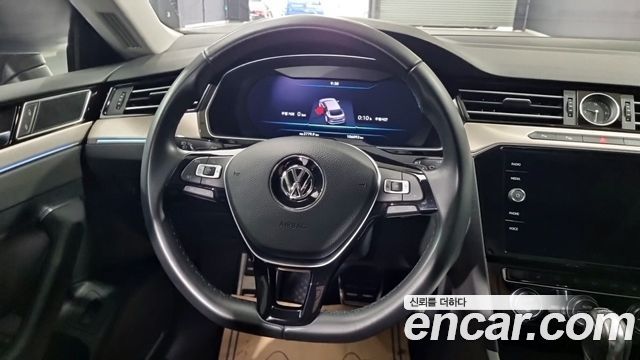 Volkswagen Arteon 2.0 TDI Premium 2019 — фото 7