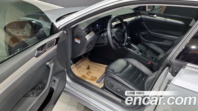 Volkswagen Arteon 2.0 TDI Premium 2019 — фото 9