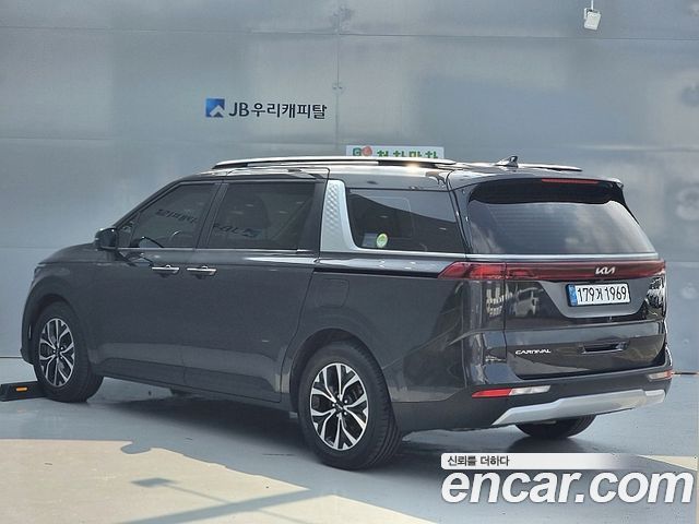 Kia Carnival (IV) Diesel 9-Seater Prestige 2022 — фото 3