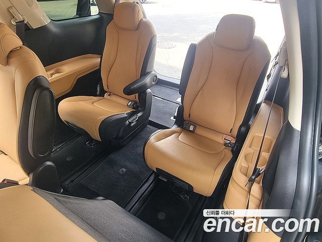 Kia Carnival (IV) Diesel 9-Seater Prestige 2022 — фото 9