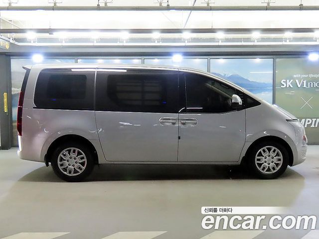 Hyundai Staria Cargo 3-Seater Modern 2022 — фото 3