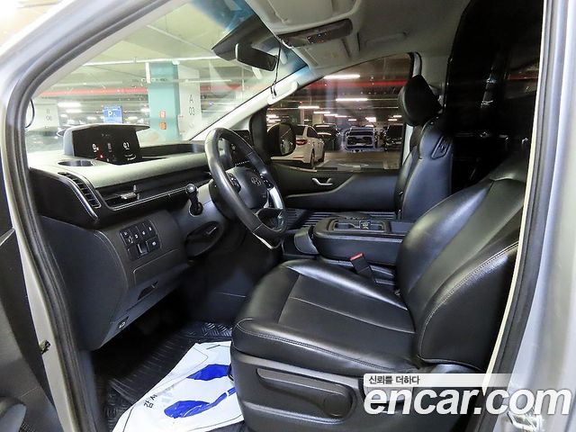 Hyundai Staria Cargo 3-Seater Modern 2022 — фото 6