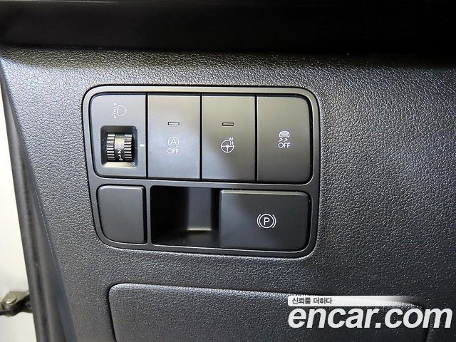 Hyundai Staria Cargo 3-Seater Modern 2022 — фото 18
