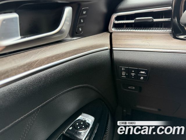 Kia K5 (III) 2.0 LPI Signature 2020 — фото 17