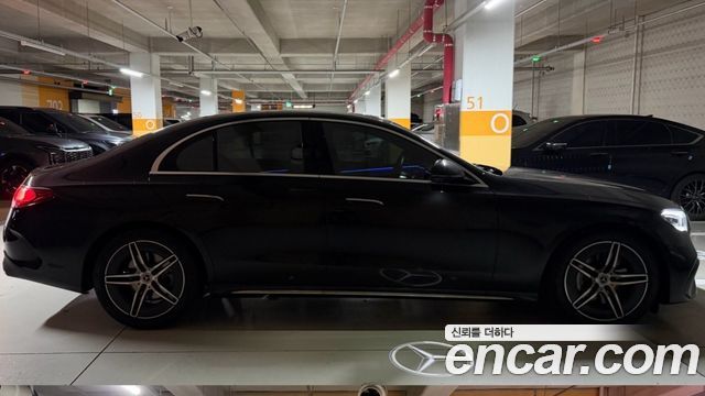 Mercedes-Benz E-Class (W214) E300 4MATIC AMG Line 2024 — фото 6