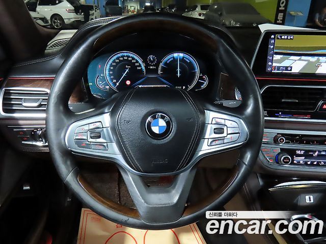 BMW 7 Series (G11) 750Li xDrive 2016 — фото 9