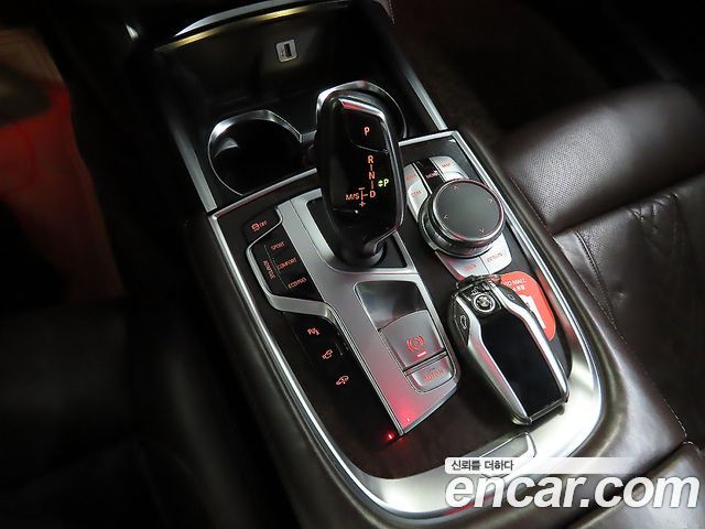 BMW 7 Series (G11) 750Li xDrive 2016 — фото 16
