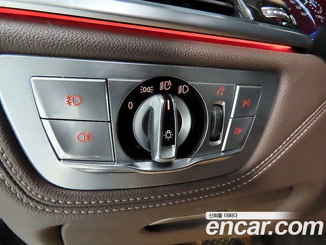 BMW 7 Series (G11) 750Li xDrive 2016 — фото 18