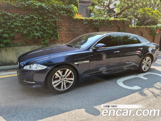 Jaguar XJ 3.0 SC Premium Luxury LWB X351