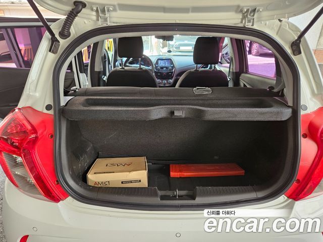 Chevrolet Spark LS 2019 — фото 23