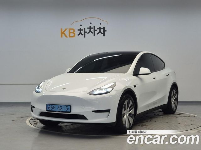 Tesla Model Y RWD