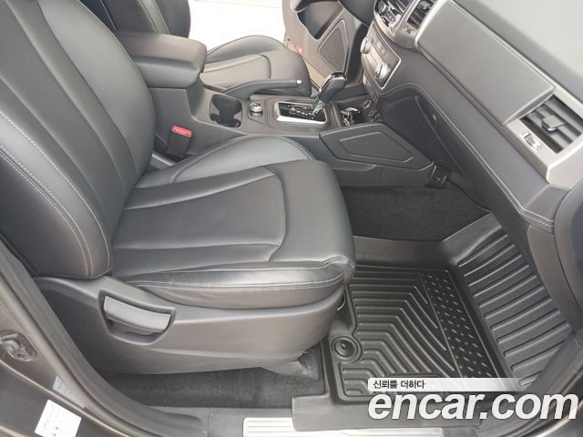 KG Mobility (SsangYong) Rexton Sports Diesel 2.2 4WD Adventure 2018 — фото 9