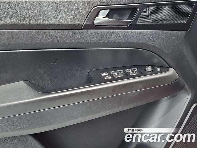 KG Mobility (SsangYong) Rexton Sports Khan Diesel 2.2 4WD Prestige (5-Link) 2021 — фото 19