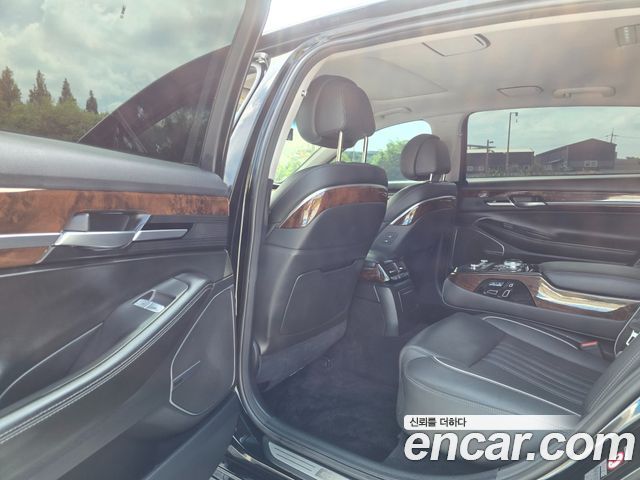 Genesis EQ900 3.3 T-GDI AWD Premiun Luxury 2016 — фото 20