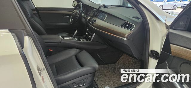 BMW 5 Series GT (F07) GT Exclusive 2011 — фото 17
