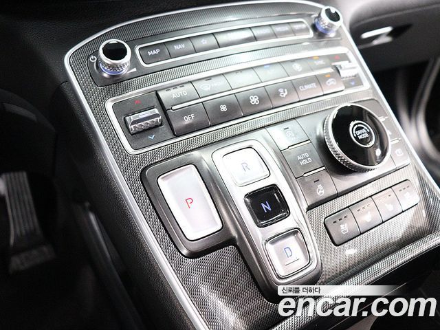 Hyundai Santa Fe Diesel 2.2 2WD Prestige 2021 — фото 9