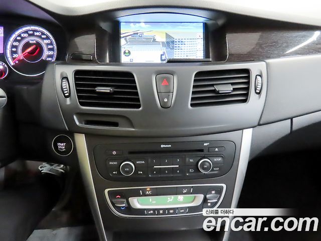 Renault Korea SM5 Nova Classic 2017 — фото 21