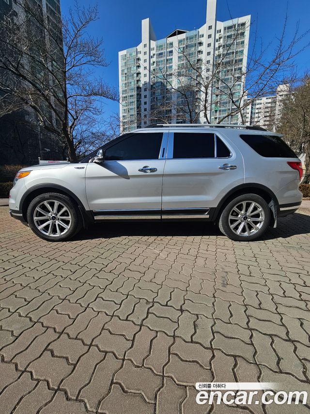 Ford Explorer 3.5 Limited 4WD 5th 2013 — фото 3