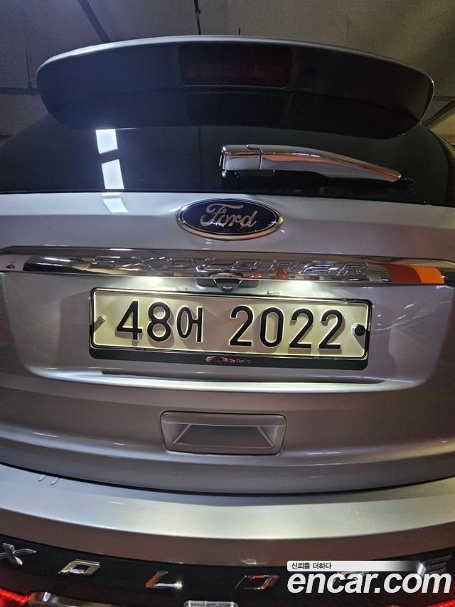 Ford Explorer 3.5 Limited 4WD 5th 2013 — фото 12