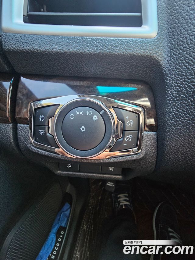 Ford Explorer 3.5 Limited 4WD 5th 2013 — фото 19