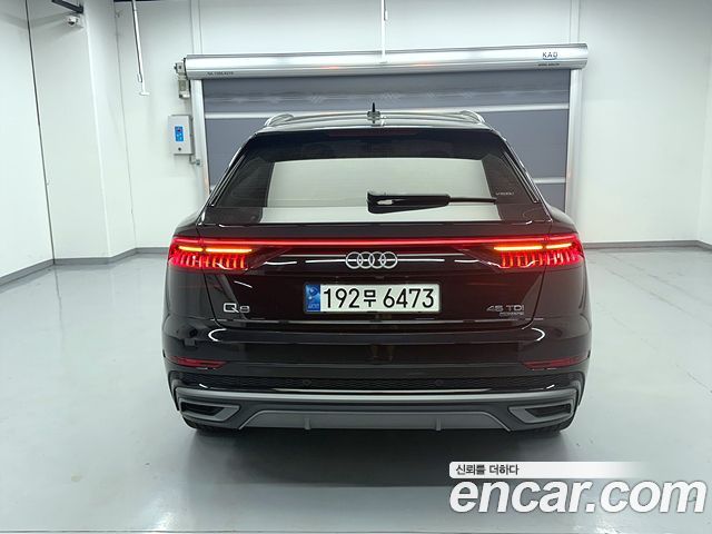 Audi Q8 (4M) 45 TDI Quattro Premium 2020 — фото 7