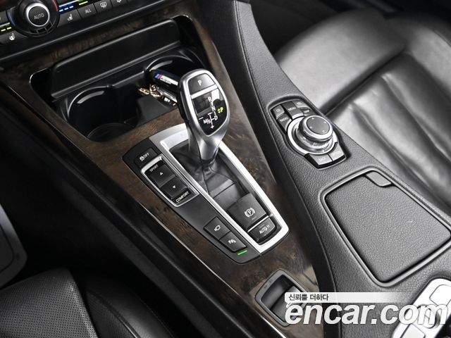 BMW 6 Series (F12) 640i Convertible 2012 — фото 9