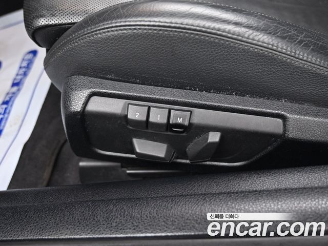 BMW 6 Series (F12) 640i Convertible 2012 — фото 20